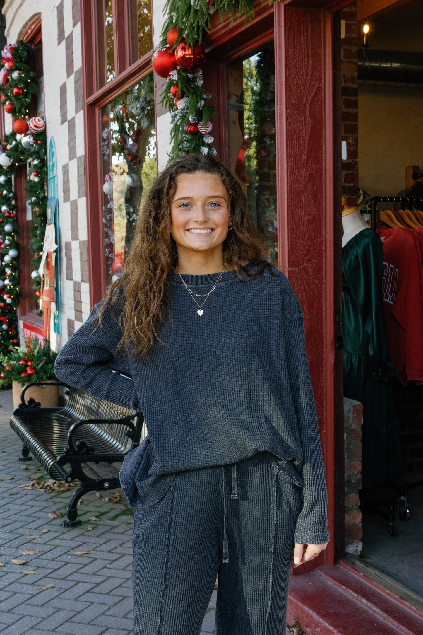 Mineral Washed Waffle Ribbed Pullover - Black