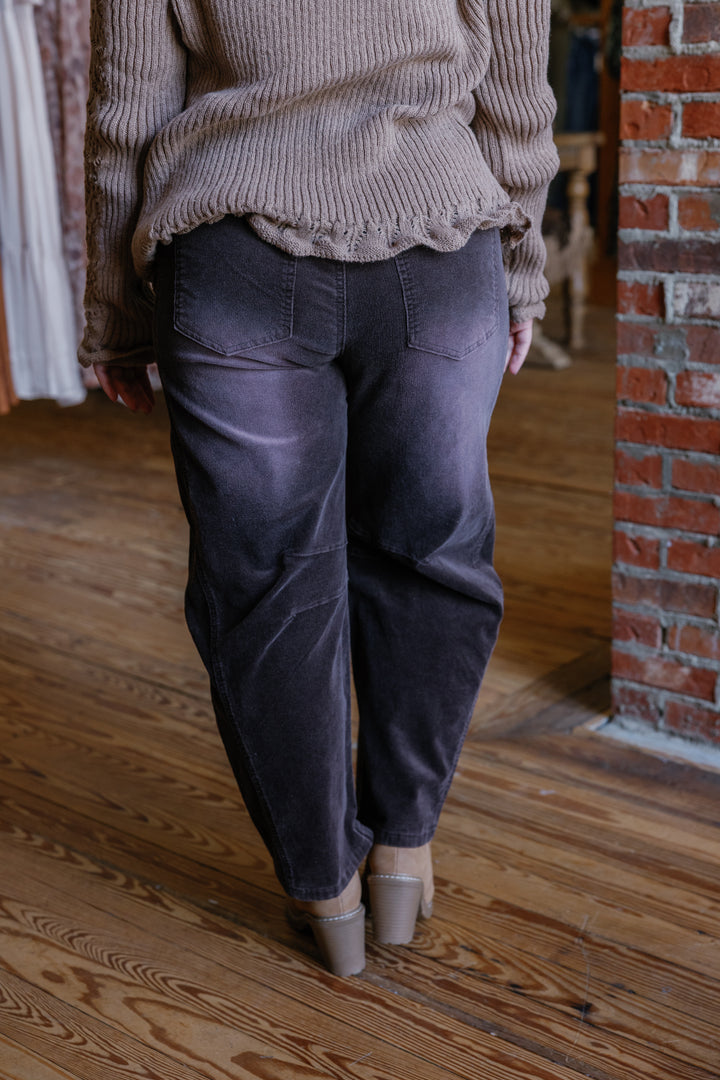 Dylan Barrel Corduroy Pants - Chocolate