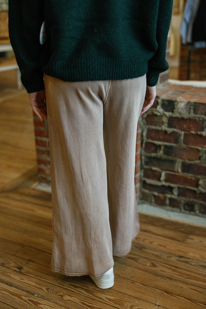 Jessica Bottoms - Camel