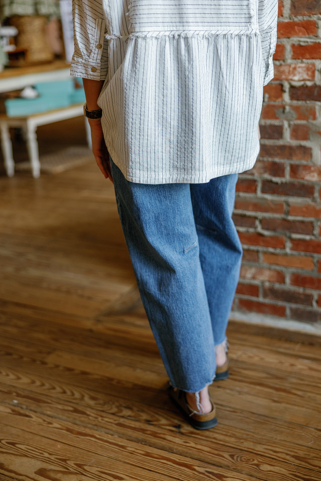 Beth Barrel Cropped Jeans