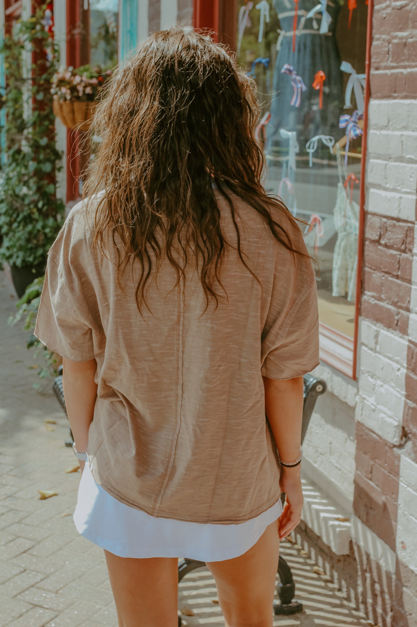 Raven Round Neck Tee - Taupe