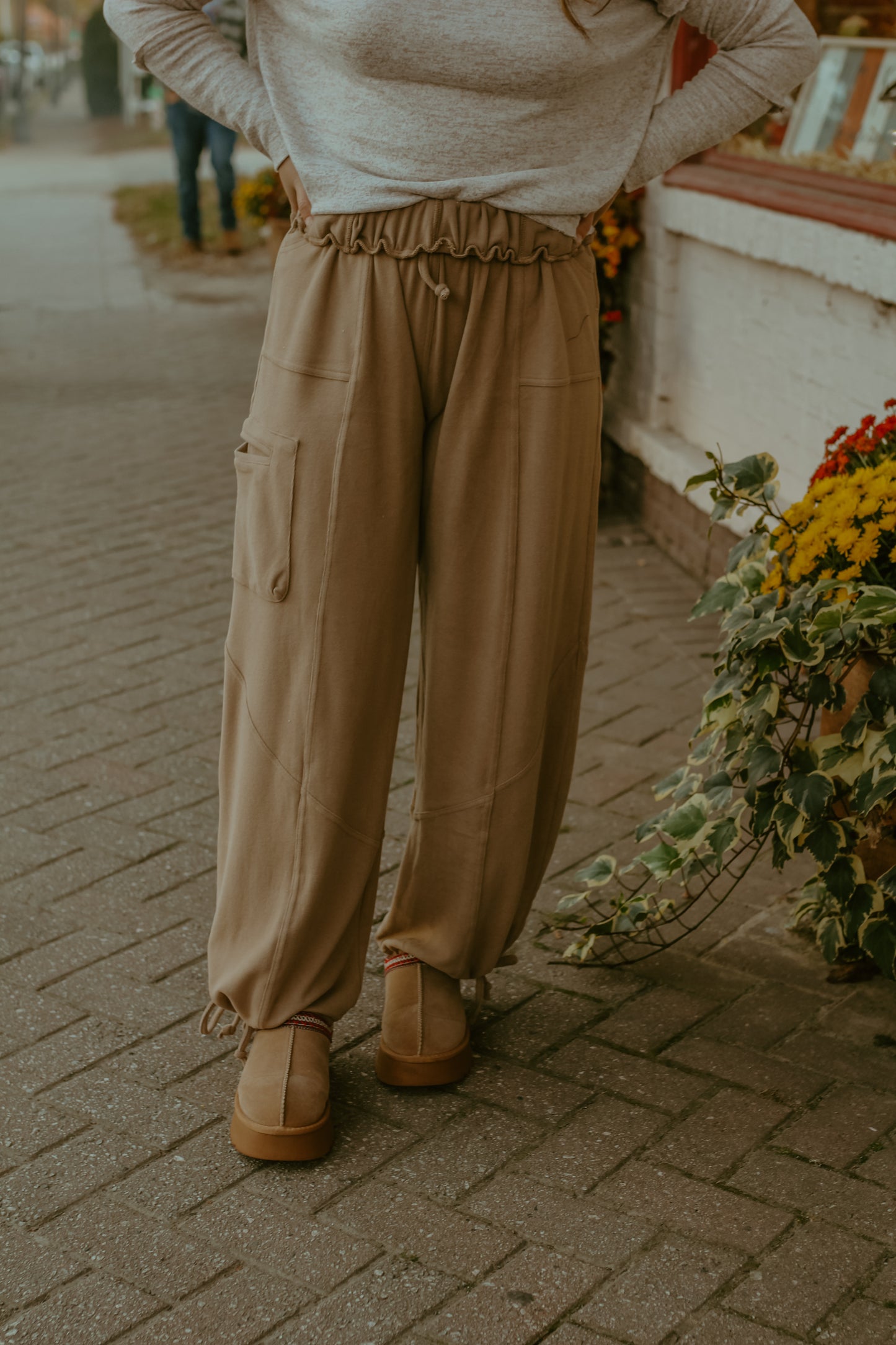 Jadie Jogger Pants - Latte