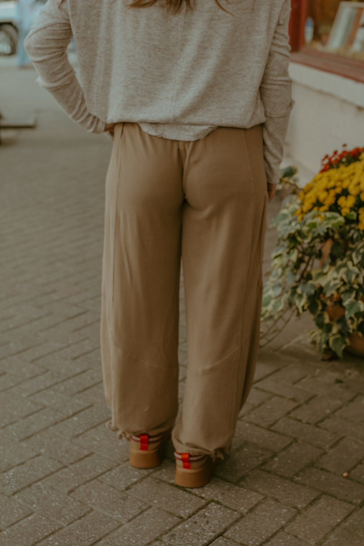 Jadie Jogger Pants - Latte